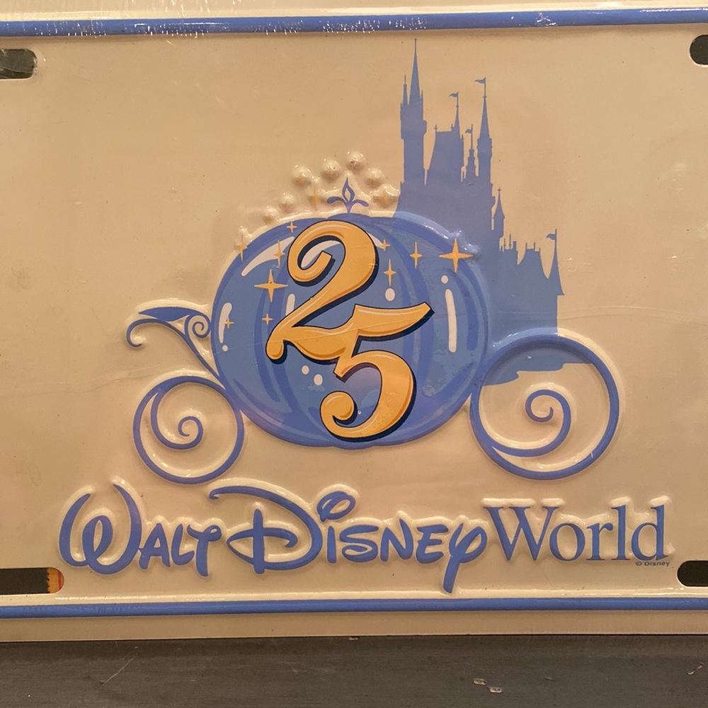 Vintage Walt Disney World 25th Anniversary Vanity Plate. License Plate - Picture 2 of 4